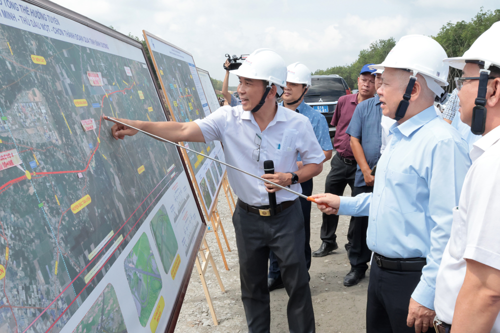 BÍ THƯ TỈNH ỦY KIỂM TRA TIẾN ĐỘ ĐƯỜNG VÀNH ĐAI 4 TP. HCM