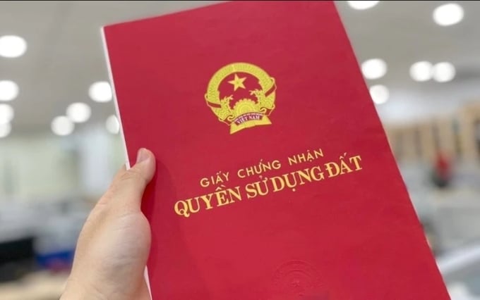 Việc ghi tên các thành viên trên sổ đỏ hộ gia đình theo Luật Đất đai 2024 dưới góc nhìn pháp lý được đánh giá là hợp lý. Ảnh: Internet