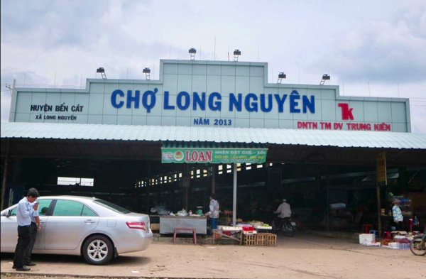 Bán đất Long Nguyên 100m2 full thỏ cư, ngay vòng xoay Bến Cát, mặt tiền đường nhựa 2 làn xe