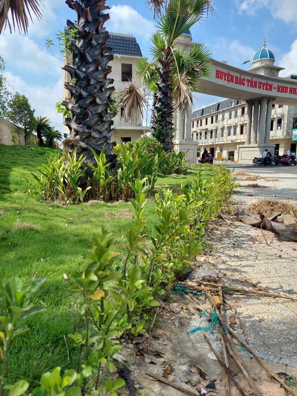 Khu đô thị Hana Garden Mall, có lô 100m2 ngay đường lớn cần bán gấp